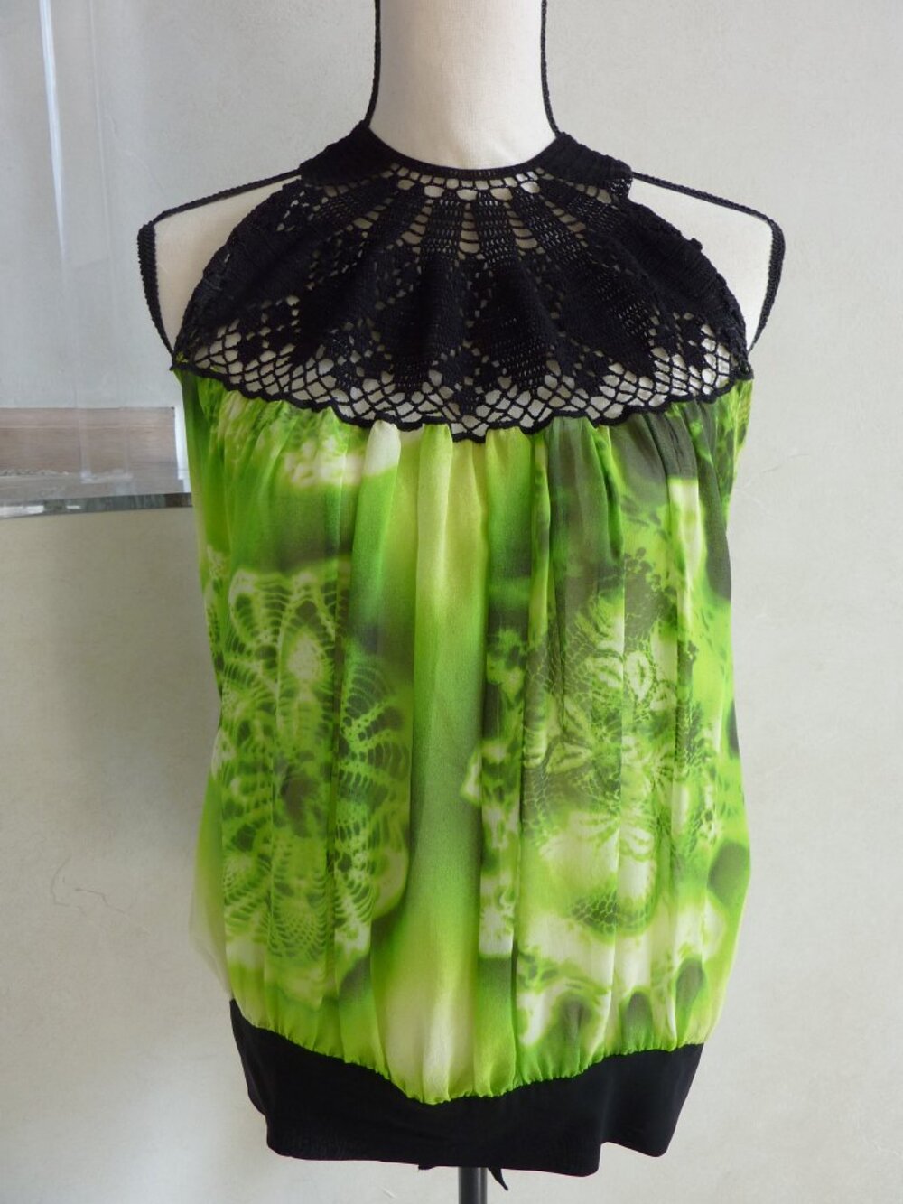 $1,095 Jean Paul Gaultier Silk Neon Green Halter top Black Crochet Knit 12 46 L